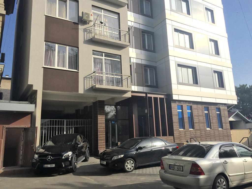 Apartament Living Md Heart Of The Center Kiszyniów Zewnętrze zdjęcie